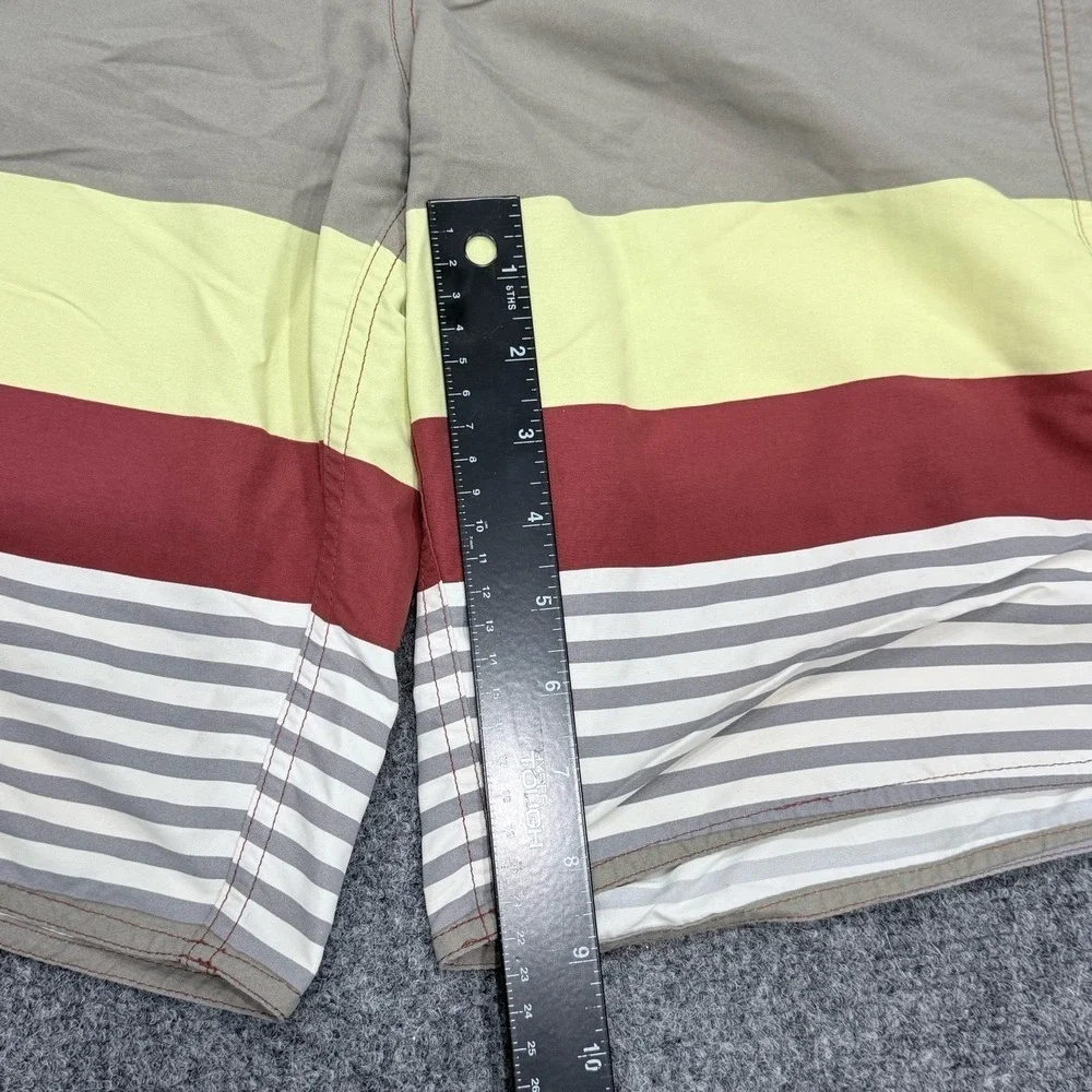 Patagonia Wavefarer Board Shorts Men's‎ 32 Striped Swim Trunks STY86580SP15